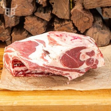 LAMB SHOULDER BONE IN - FREE RANGE - 2KG